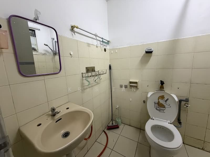 Kondominium untuk Disewa di Forest Green - Kris Tan - Bathroom - PropertyGuru.com.my
