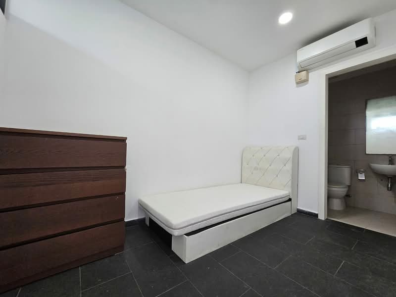 3-storey Terraced House for Sale in Desa Parkcity (Kuala Lumpur) - Grace Ho - Bedroom - PropertyGuru.com.my