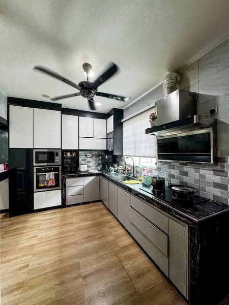 Rumah Teres 2 Tingkat untuk Dijual di Bandar Sunway (Sunway) - Azmi . - Kitchen - PropertyGuru.com.my