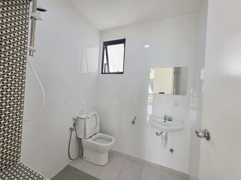 Townhouse for Sale in Setia Alam (Selangor) - Joseph Chan - Bathroom - PropertyGuru.com.my