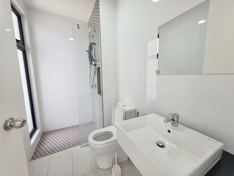Townhouse for Sale in Setia Alam (Selangor) - Joseph Chan - Bathroom - PropertyGuru.com.my