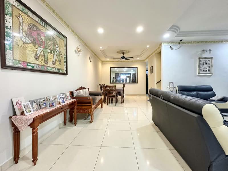 Rumah Teres 2 Tingkat untuk Dijual di Klang (Selangor) - Nur Alia Omar - Living Room - PropertyGuru.com.my