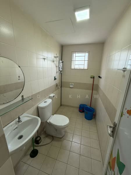 Condominium for Sale at Kinrara Mas - John Khaw - Bathroom - PropertyGuru.com.my