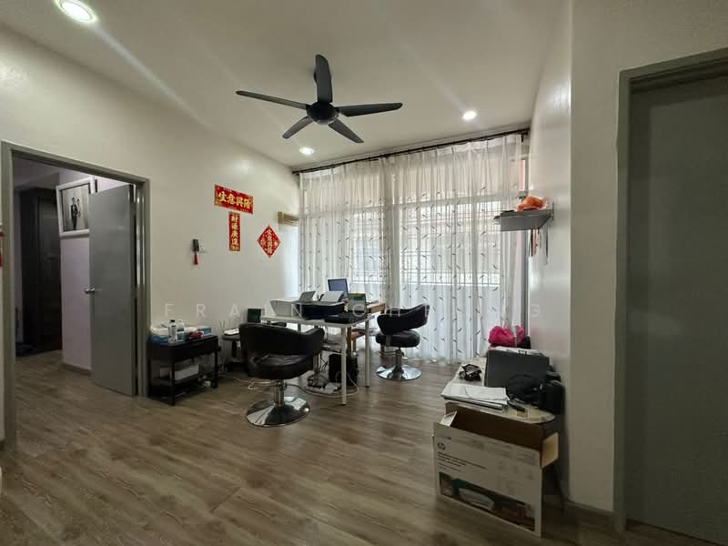 Semi-Detached House for Sale in Taman Bukit Jaya (Ulu Tiram) - Frain Cheong - Living Room - PropertyGuru.com.my