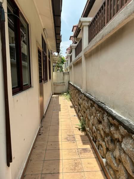 Rumah Berkembar untuk Dijual di Petaling Jaya (Selangor) - Benjamin Lai - Exterior - PropertyGuru.com.my