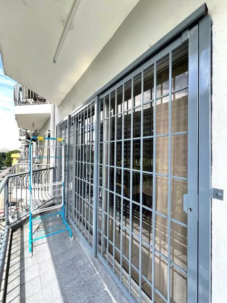 Kondominium untuk Disewa di Seri Cendekia - Chin Chee Meng - Balcony - PropertyGuru.com.my