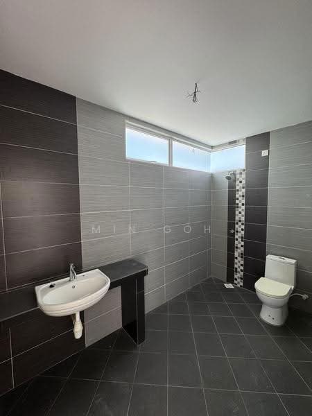 Bungalow House untuk Dijual di Paya Rumput (Melaka) - Min Goh - Bathroom - PropertyGuru.com.my