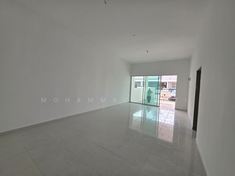 Semi-Detached House for Sale in Kuantan (Pahang) - Mohammad Azizi - PropertyGuru.com.my