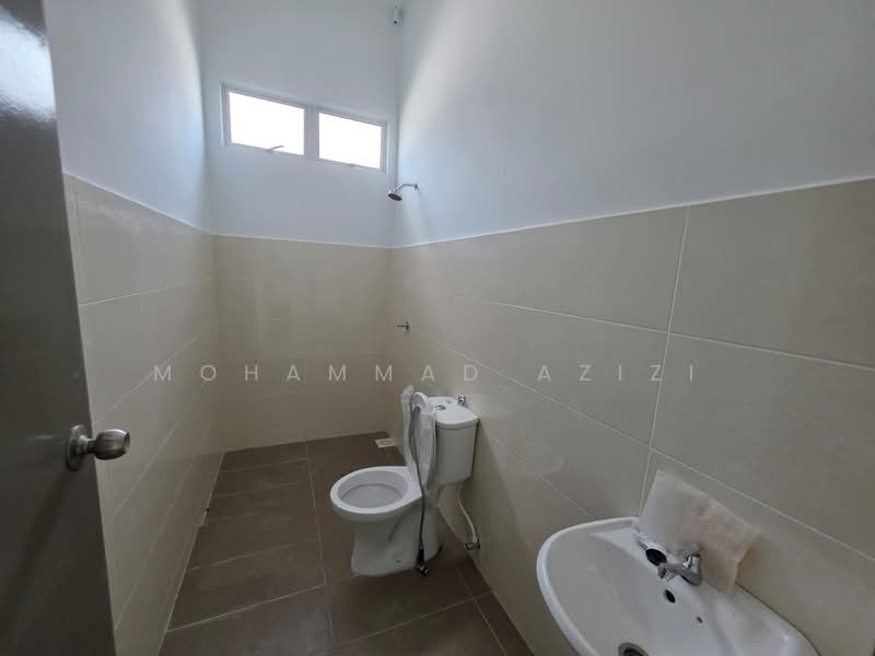 Semi-Detached House for Sale in Kuantan (Pahang) - Mohammad Azizi - PropertyGuru.com.my