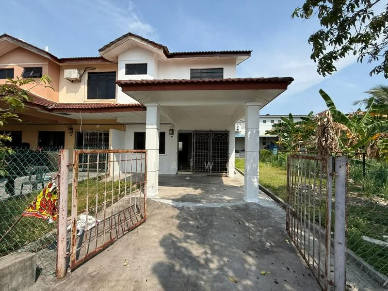 2-storey Terraced House for Sale in Taman Seri Tanjong Minyak (Tanjong Minyak) - Kiera Wong - Exterior - PropertyGuru.com.my