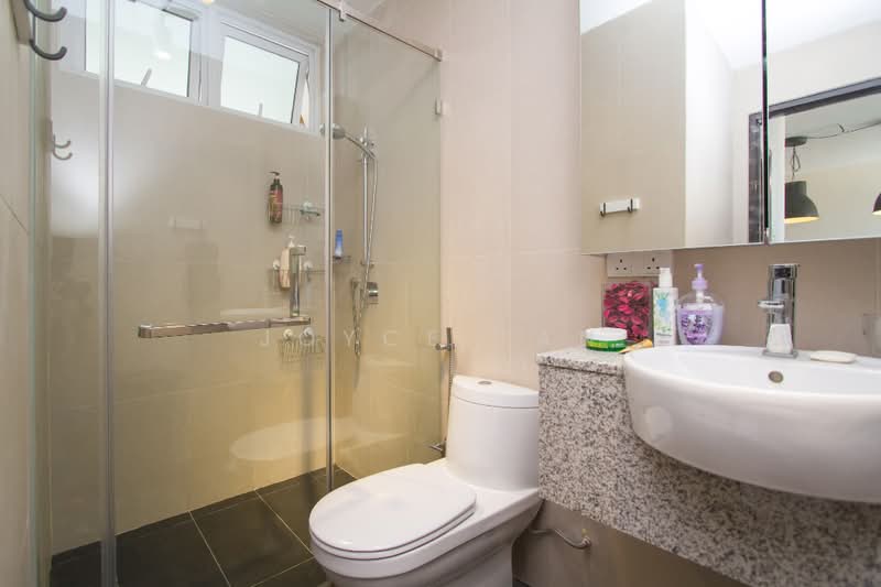 Kondominium untuk Dijual di Vertiq - Joyce Tan - Bathroom - PropertyGuru.com.my