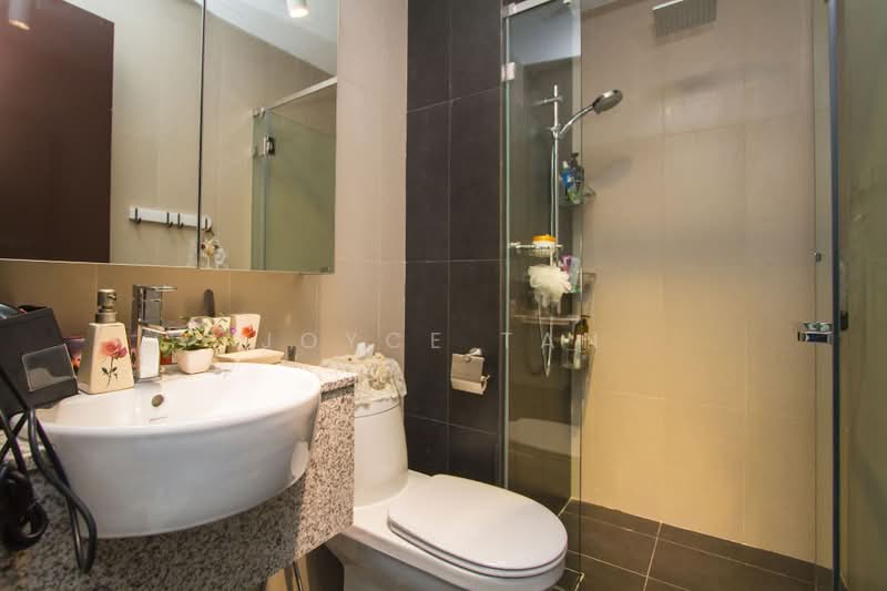 Kondominium untuk Dijual di Vertiq - Joyce Tan - Bathroom - PropertyGuru.com.my