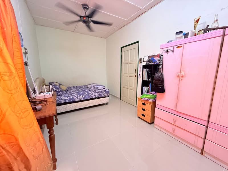 3-storey Terraced House for Sale in Taman Bukit Teratai (Ampang) - Azmi . - PropertyGuru.com.my
