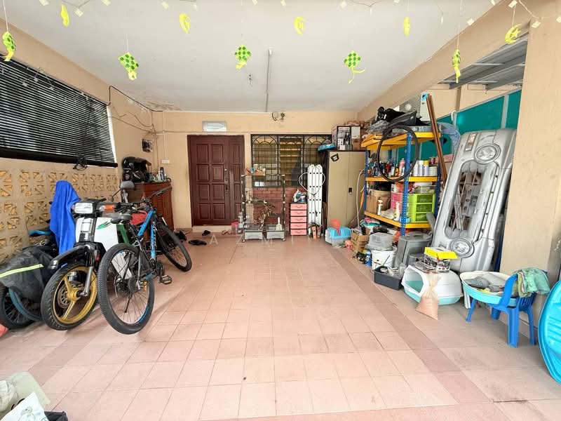 3-storey Terraced House for Sale in Taman Bukit Teratai (Ampang) - Azmi . - PropertyGuru.com.my