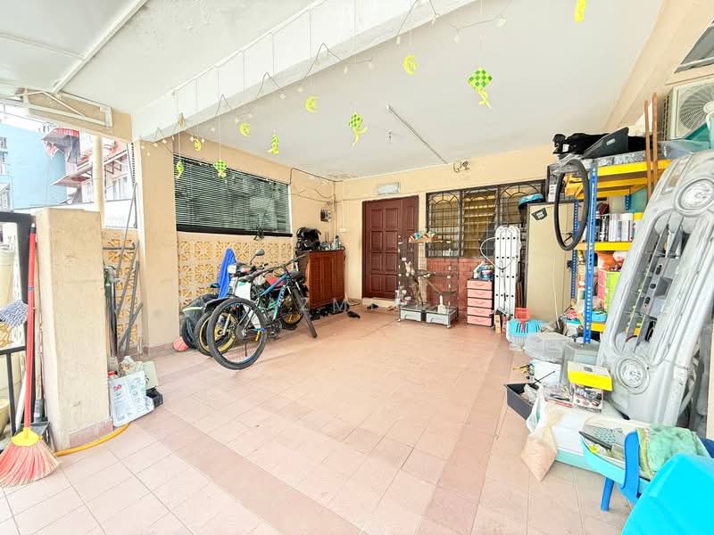 3-storey Terraced House for Sale in Taman Bukit Teratai (Ampang) - Azmi . - PropertyGuru.com.my