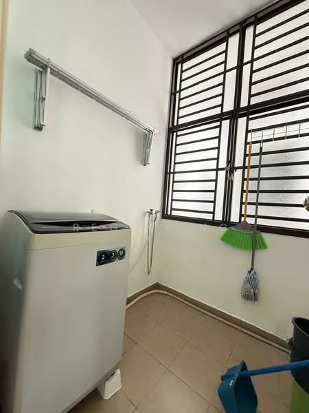 Service Residence for Sale at D'Summit Residences - Regine Ng - Interior - PropertyGuru.com.my