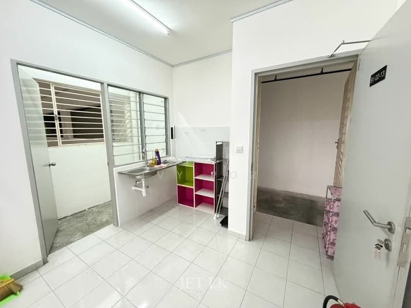 Pangsapuri untuk Disewa di Pangsapuri Aranda - Ivy Por - Kitchen - PropertyGuru.com.my