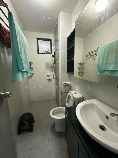 Rumah Teres 2 Tingkat untuk Dijual di Taman Dato Onn (Johor Bahru) - Maggie Lee - Bathroom - PropertyGuru.com.my