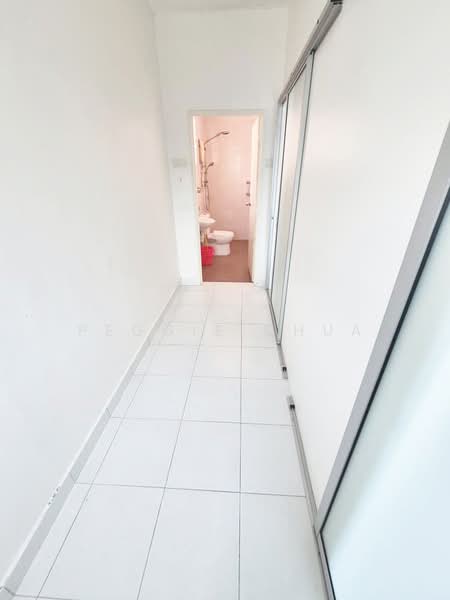 2-storey Terraced House for Sale in Taman JP Perdana (Johor Bahru) - Peggie Chua - Corridor - PropertyGuru.com.my