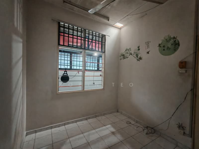 1-storey Terraced House for Sale in Bandar Putra (Kulai) - Robin Teo - Interior - PropertyGuru.com.my