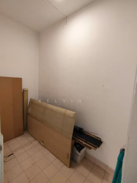 Kondominium untuk Disewa di Casa Indah 1 - Kelvin . - Store room - PropertyGuru.com.my