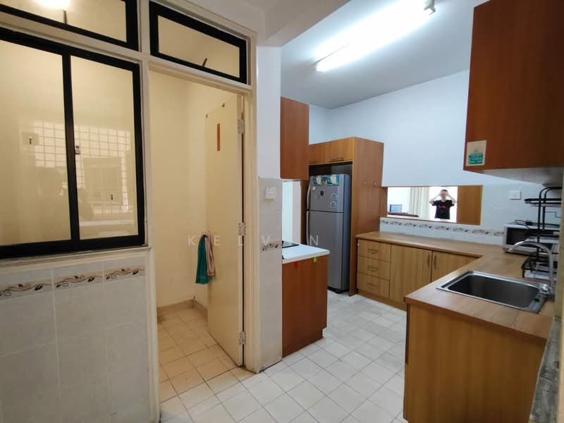 Kondominium untuk Disewa di Casa Indah 1 - Kelvin . - Kitchen - PropertyGuru.com.my
