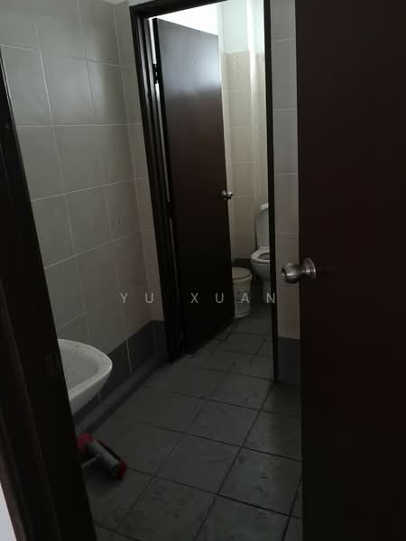 Warehouse for Rent in Pasir Gudang (Johor) - Yu Xuan - Bathroom - PropertyGuru.com.my