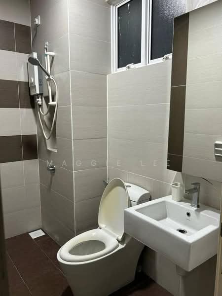 Servis Apartment untuk Dijual di Skysuites @ Meldrum Hills - Maggie Lee - Bathroom - PropertyGuru.com.my