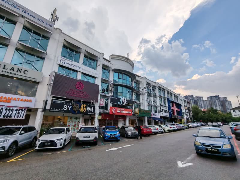 Shop for Rent in Bandar Puteri Puchong (Puchong) - Jeno Poon - Exterior - PropertyGuru.com.my
