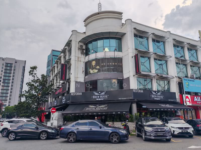 Shop for Rent in Bandar Puteri Puchong (Puchong) - Jeno Poon - Exterior - PropertyGuru.com.my