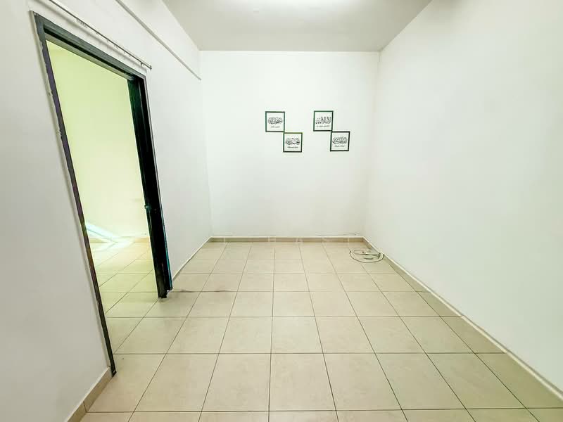 Rumah Teres 2 Tingkat untuk Dijual di Kajang (Selangor) - Zul Hasif - PropertyGuru.com.my