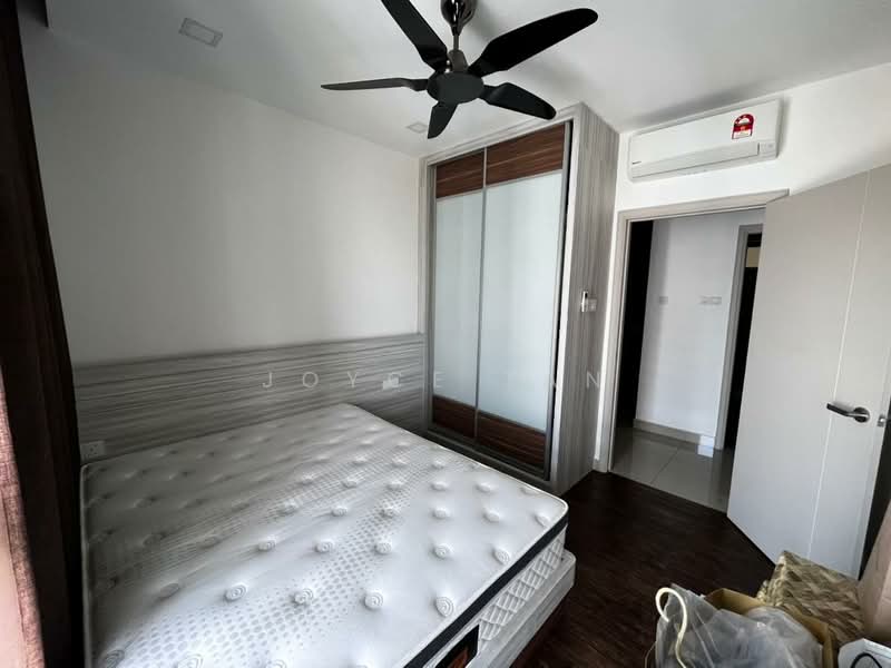 Kondominium untuk Dijual di Skycube - Joyce Tan - Bedroom - PropertyGuru.com.my