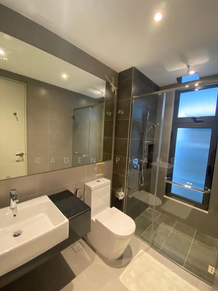 Servis Apartment untuk Disewa di Sunway Belfield - Caden Phang - Bathroom - PropertyGuru.com.my