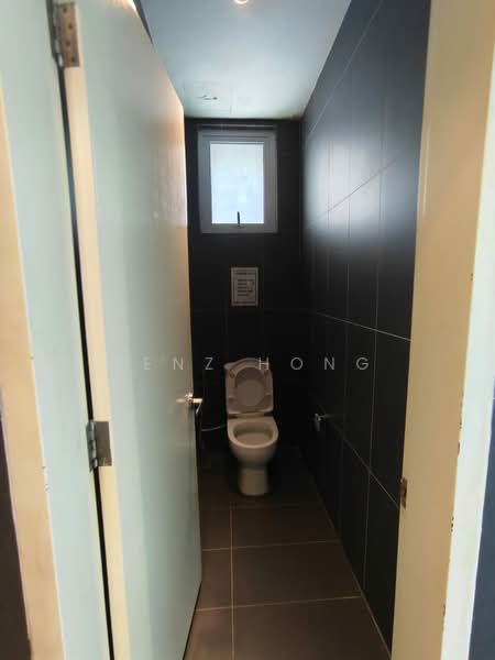 Shop / Office for Rent in Petaling Jaya (Selangor) - BENZ HONG - Bathroom - PropertyGuru.com.my