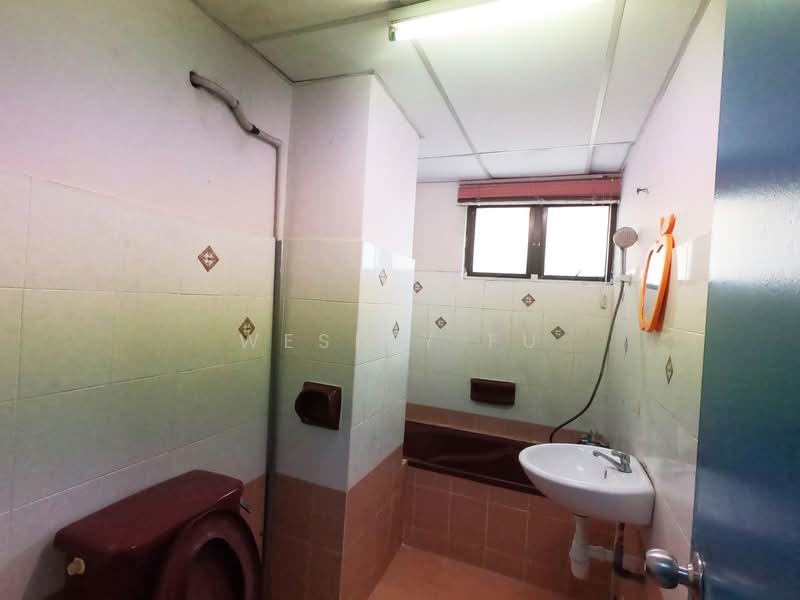 Condominium for Sale at Vista Komanwel A - Wesley Fu - Bathroom - PropertyGuru.com.my