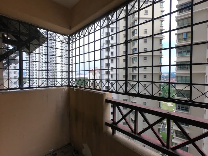 Condominium for Sale at Vista Komanwel A - Wesley Fu - Balcony - PropertyGuru.com.my