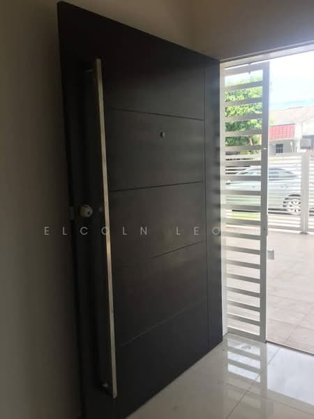 Terraced House for Sale in Bandar Kinrara Seksyen 1 (Bandar Kinrara) - Elcoln Leong - Entrance - PropertyGuru.com.my