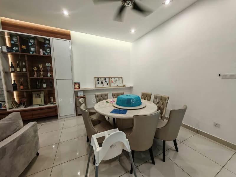 Rumah Teres 2 Tingkat untuk Dijual di Taman Kulai Utama (Kulai) - Peggie Chua - Dining Room - PropertyGuru.com.my