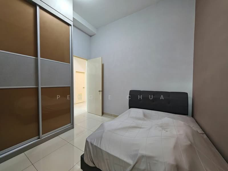 Rumah Teres 2 Tingkat untuk Dijual di Taman Kulai Utama (Kulai) - Peggie Chua - Bedroom - PropertyGuru.com.my