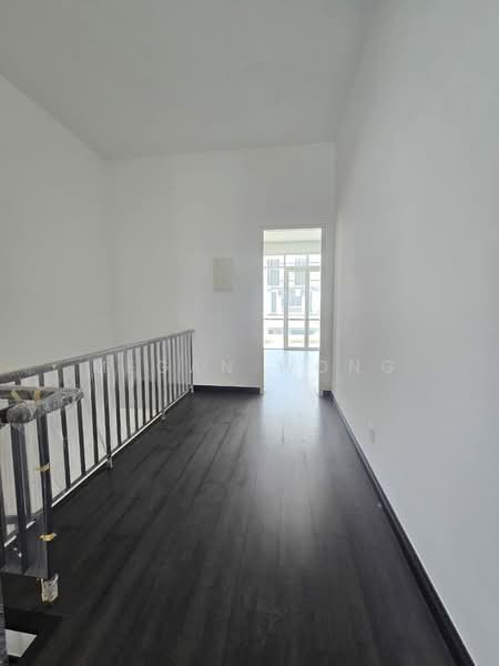 Rumah Teres 2 Tingkat untuk Dijual di Eco Majestic (Semenyih) - Megan Wong - Corridor - PropertyGuru.com.my