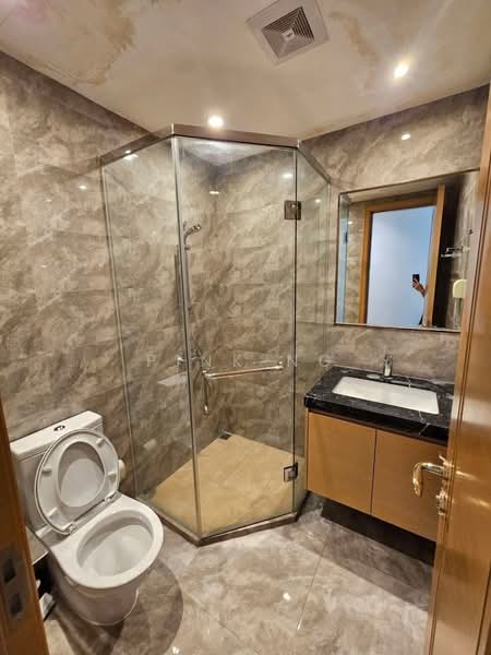 Service Residence for Rent at R&F Princess Cove Phase 2-Seine Region - Pink Ng - Bathroom - PropertyGuru.com.my