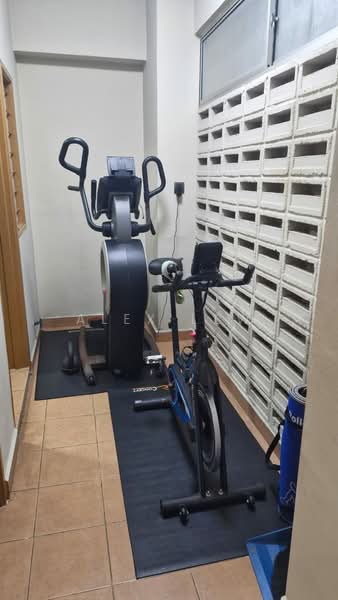 Kondominium untuk Dijual di Casa Desa - Alex Lew - Gym - PropertyGuru.com.my