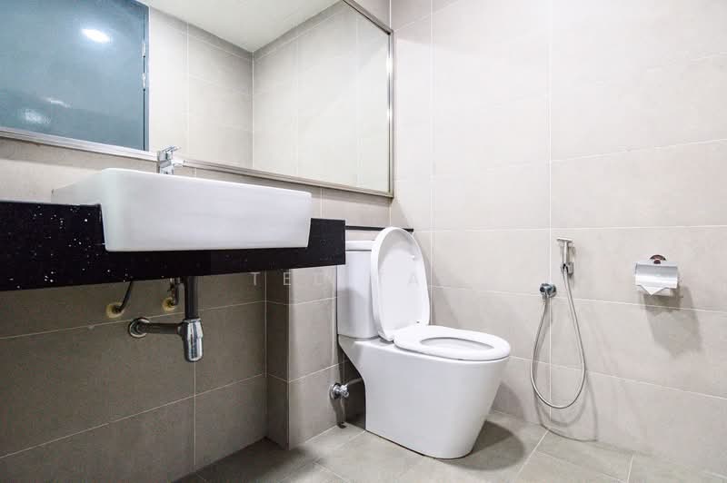 Servis Apartment untuk Dijual di Tropicana 218 Macalister - Ted Tan - Bathroom - PropertyGuru.com.my