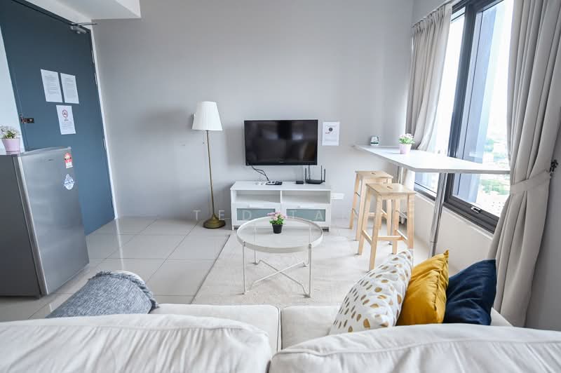 Servis Apartment untuk Dijual di Tropicana 218 Macalister - Ted Tan - Living Room - PropertyGuru.com.my