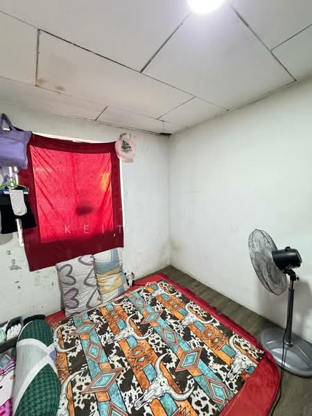 Rumah Teres untuk Dijual di Taman Damai Jaya (Skudai) - Keith Shum - Bedroom - PropertyGuru.com.my