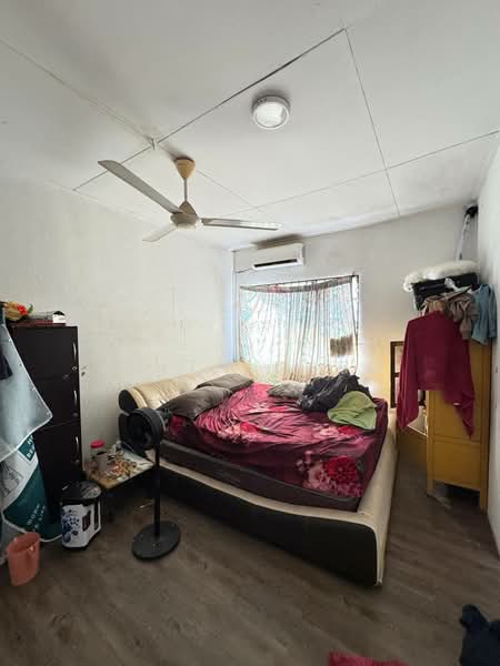 Rumah Teres untuk Dijual di Taman Damai Jaya (Skudai) - Keith Shum - Bedroom - PropertyGuru.com.my