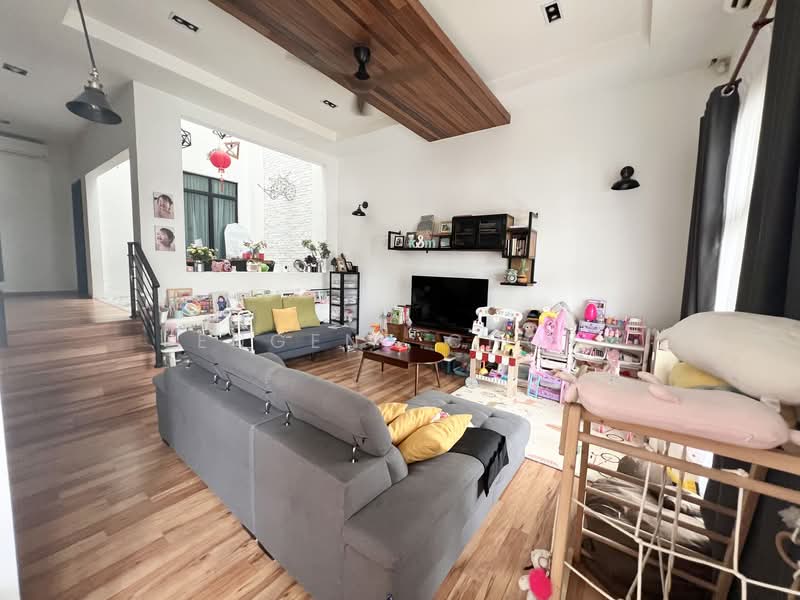 3-storey Terraced House for Sale in Puchong (Selangor) - Eugene Choy - Living Room - PropertyGuru.com.my