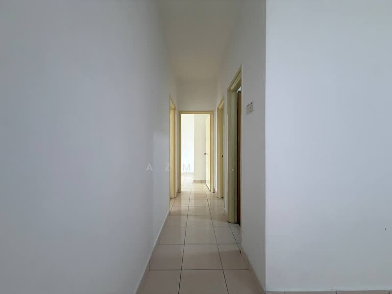Pangsapuri untuk Dijual di Melur Apartment - Azmi . - Corridor - PropertyGuru.com.my