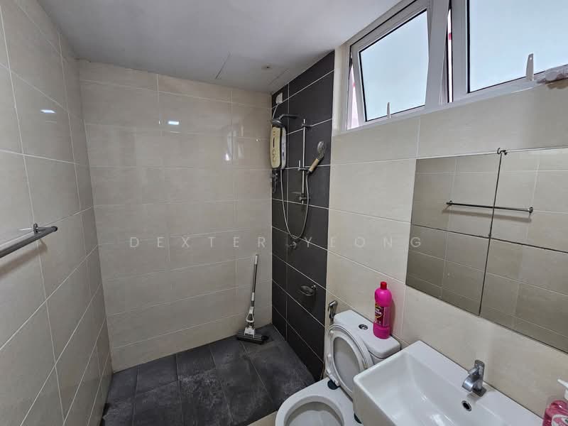 Service Residence for Rent at De Centrum Residences - Dexter Yeong - Bathroom - PropertyGuru.com.my
