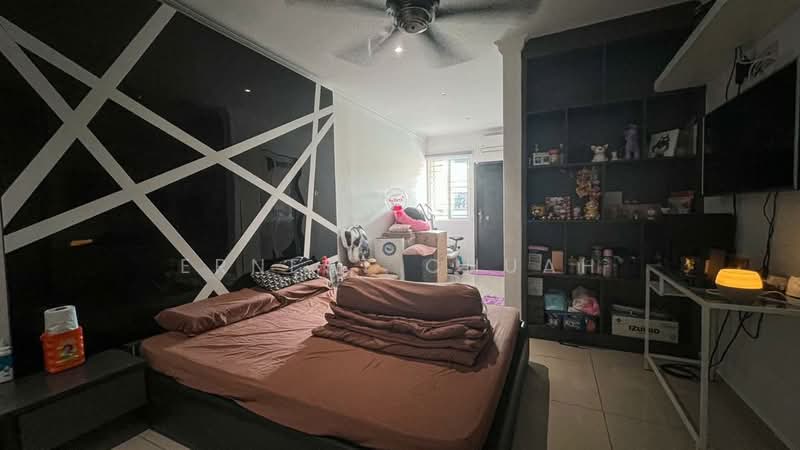 2-storey Terraced House for Sale in Bandar Sri Damansara (Selangor) - Ernest Chuah - Bedroom - PropertyGuru.com.my